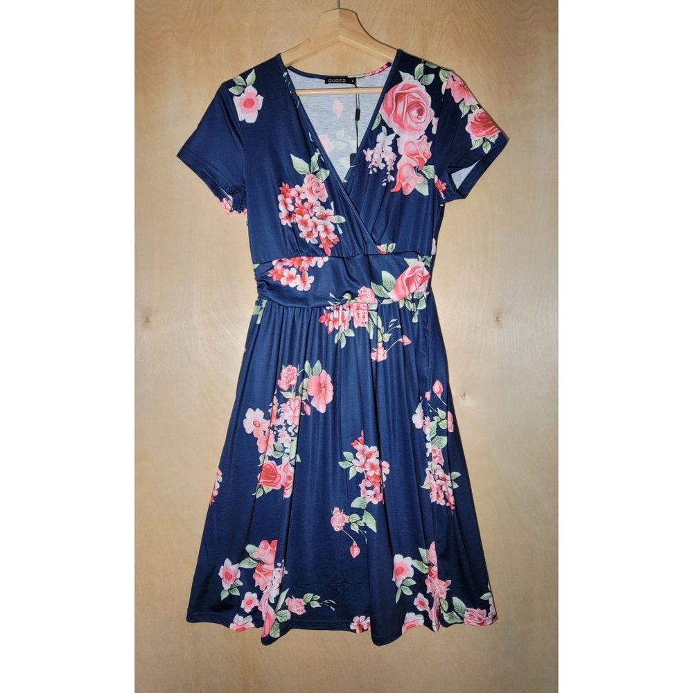 Boutique Short Sleeve Knee Length Floral Dress w/ Pockets Women's S NWT